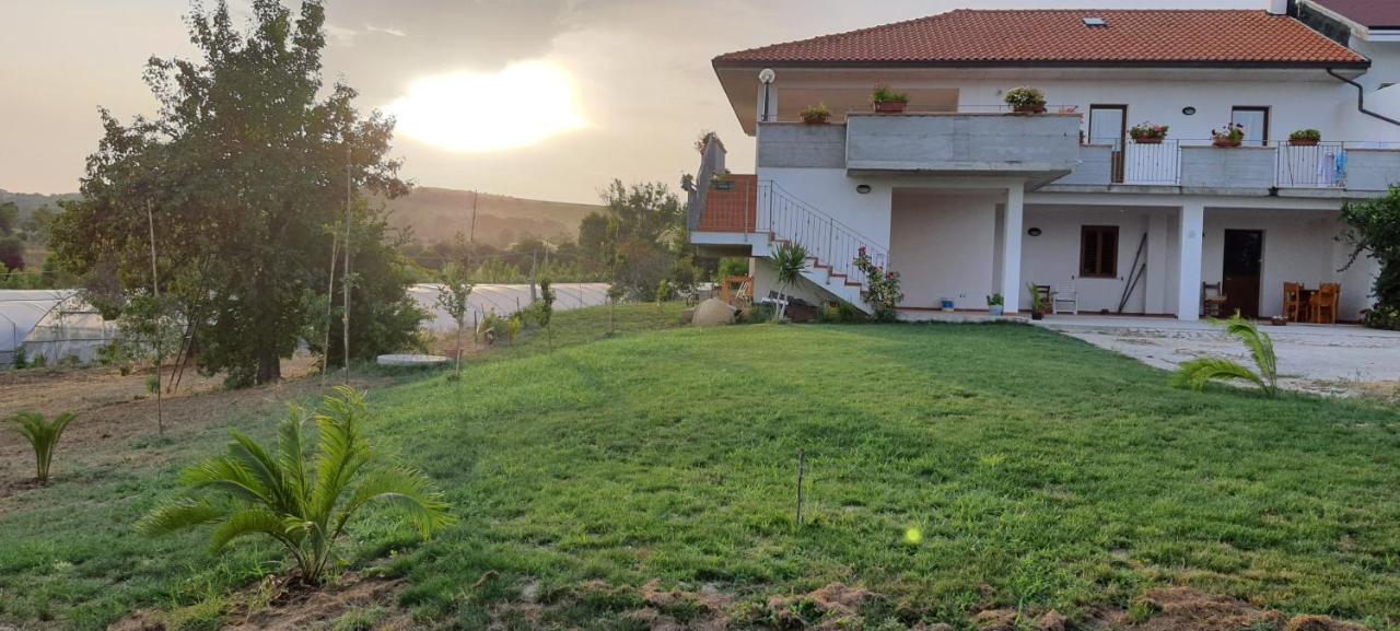 Casa Vacanze Cerreto 3 Miglianico Exterior photo
