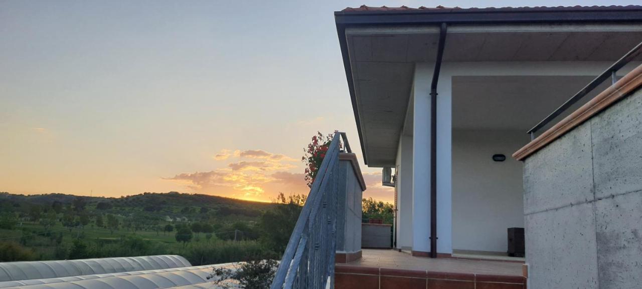Casa Vacanze Cerreto 3 Miglianico Exterior photo